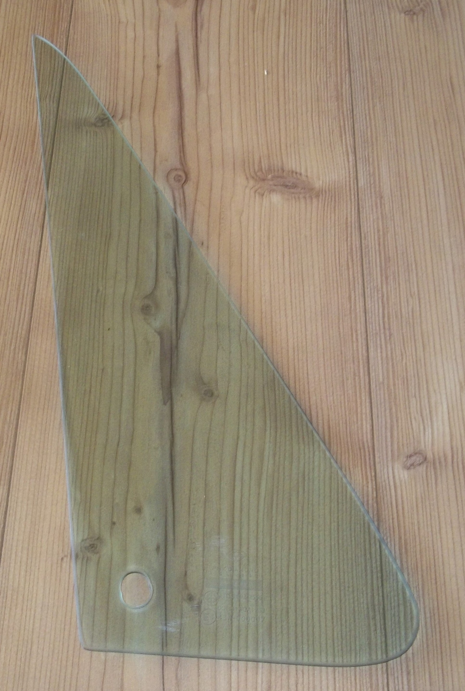 Scheibe Dreiecksfenster rechts Scheibe Dreiecksfenster rechts