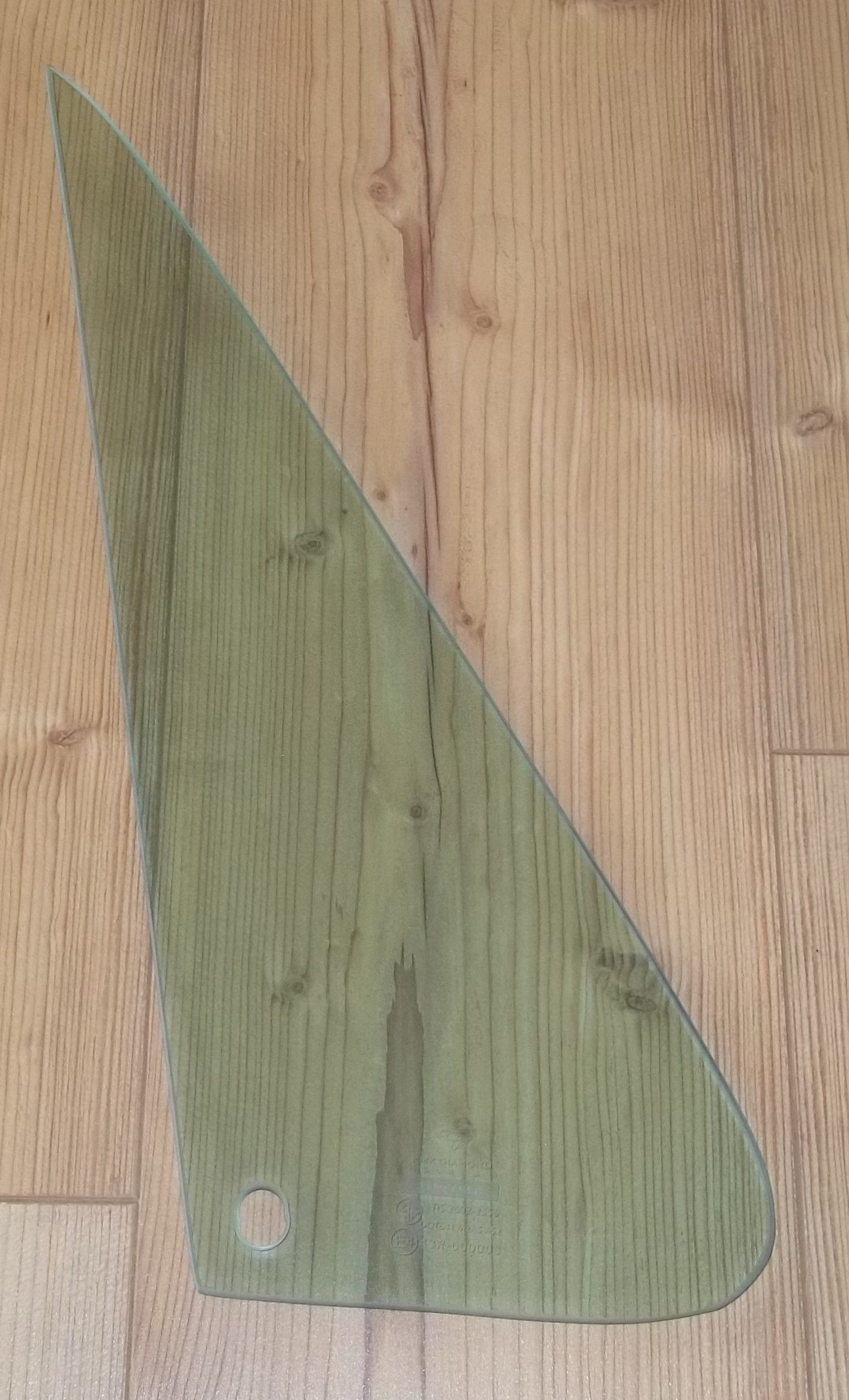 Scheibe Dreiecksfenster rechts Scheibe Dreiecksfenster rechts